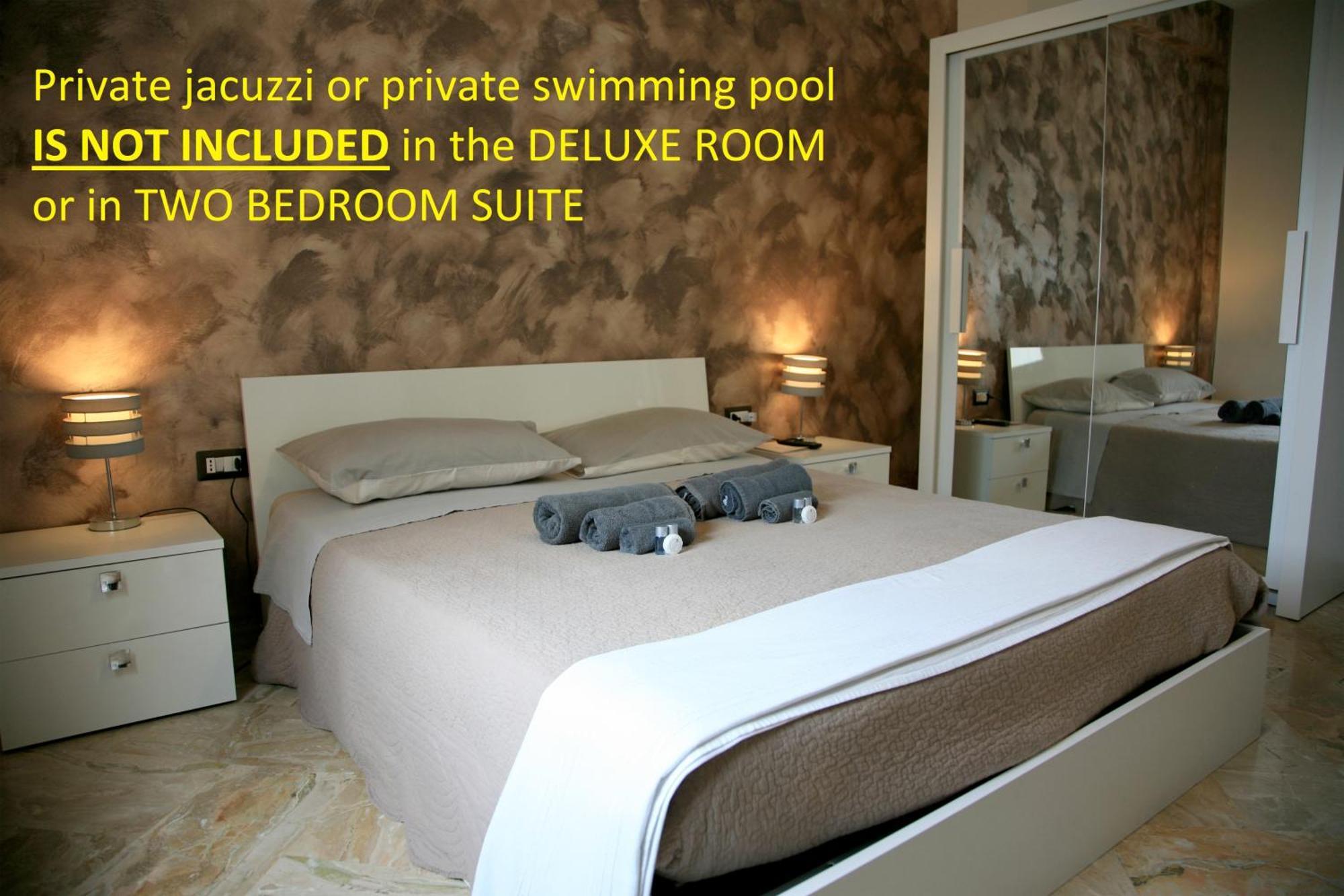 Penthouse Station Luxury Suites & Apartment Brindisi Bagian luar foto